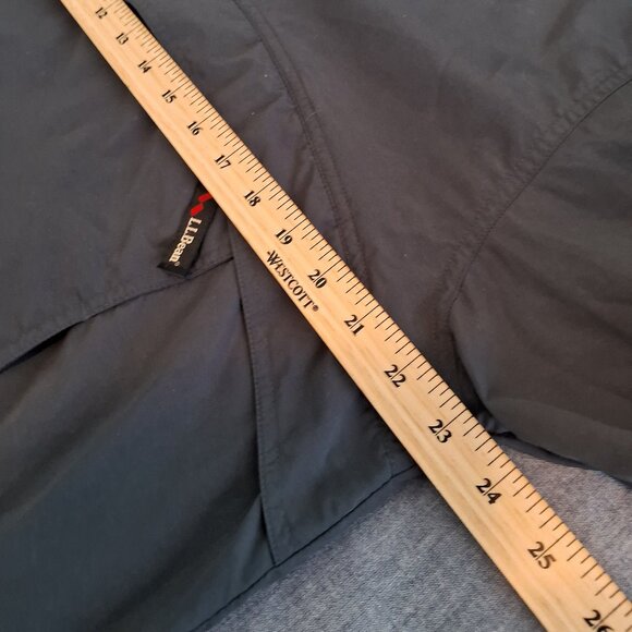 L.L Bean hooded windbreaker - Picture 8 of 13